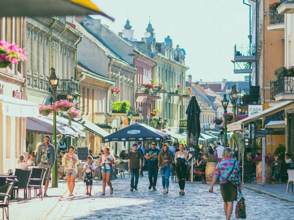 przewodnik po kownie po polsku