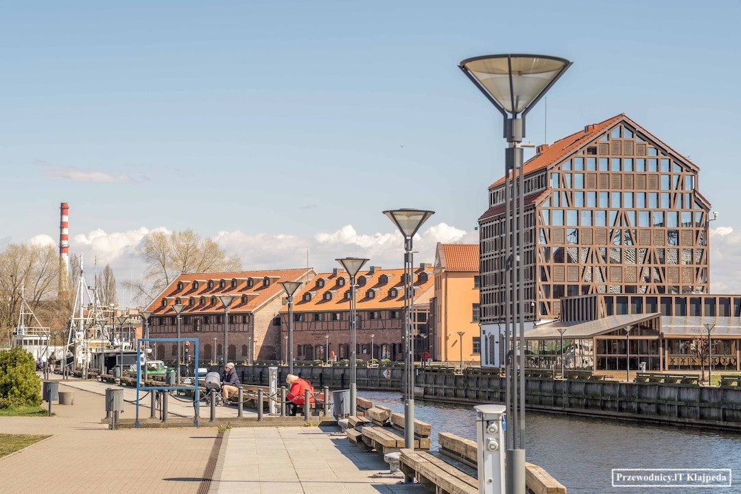 Kłajpeda przewodnik polski 1080x3