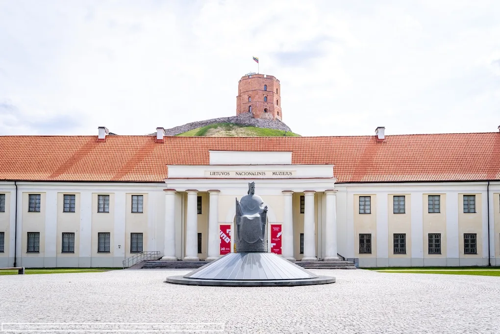 przewodnik po wilnie litewskie muzeum narodowe